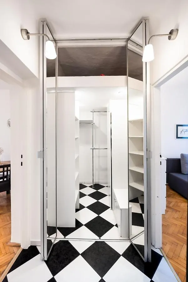 Superior Metro Centrum Apartment Warsaw
